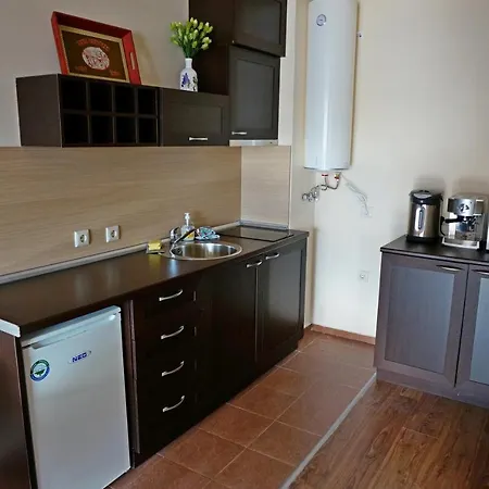 Apartment Gt Royal Towers